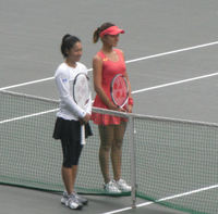 試合前のクルム伊達公子と瀬間友里加