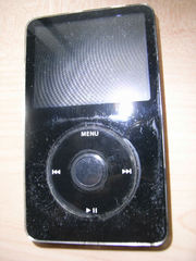 iPodのバッテリー交換をします