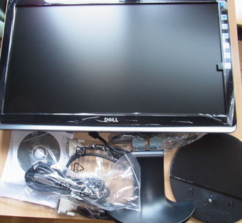 デルのディスプレイ一式