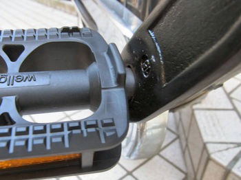 右ペダル取り付け