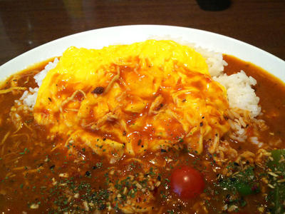 大人のスパイシーカレー スクランブルエッグ