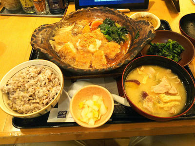 チキンかあさん煮定食