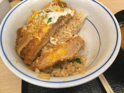 カツ丼(竹) 残り半分