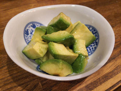 アボカドカーリック和え