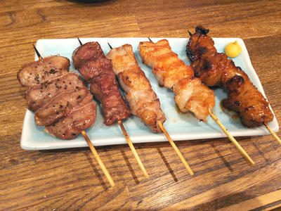 焼きとん盛り合わせ