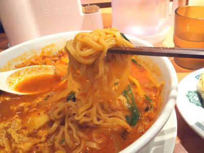 チゲ味噌ラーメン 麺上げ