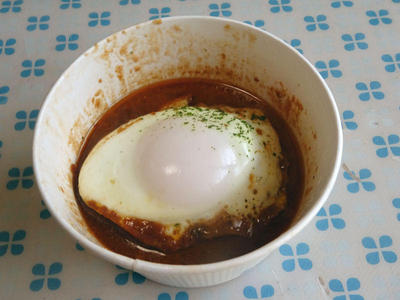 ブラウンソースエッグハンバーグ