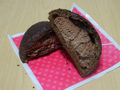 焼きチョコシュー カット