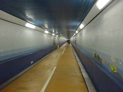 関門トンネル人道