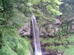 裏見の滝