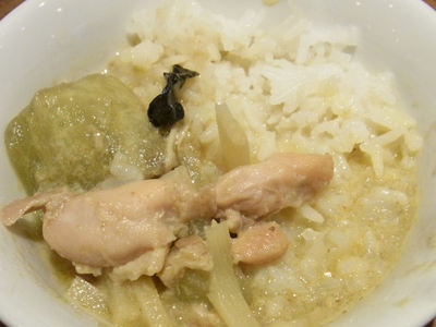 鶏肉と茄子のグリーンカレー