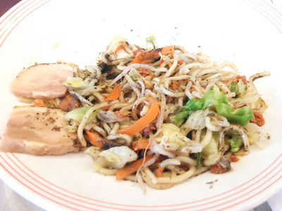 黒酢黒胡麻冷麺 半分