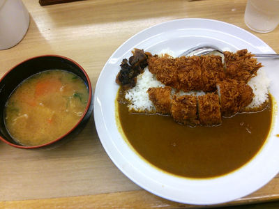 ささみかつカレーと豚汁