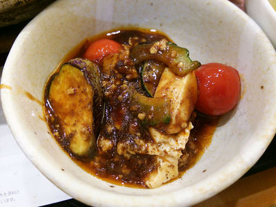 彩り野菜と手作り豆腐の土鍋麻婆 取り分け