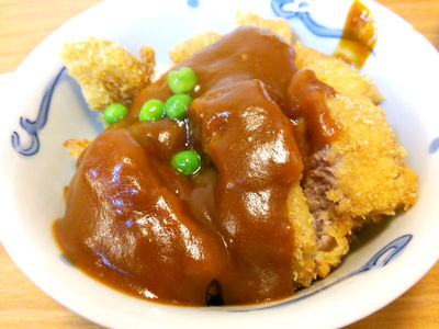 デミカツ丼