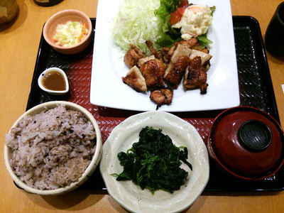 もろみ漬け鶏の炭火焼き定食