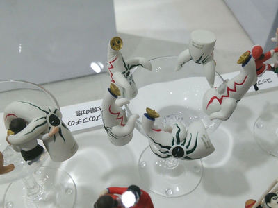 コップのフチの太陽の塔