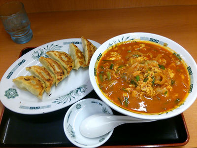 チゲ味噌ラーメンと餃子セット