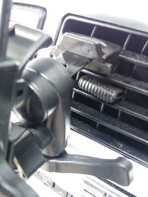 タブレットホルダー エアコン口