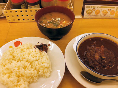 ハンバーグカレーと豚汁