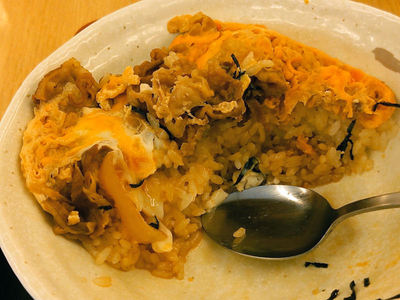  牛とじ丼 残り半分