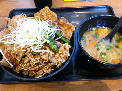 Wすたみな豚テキ丼と豚汁
