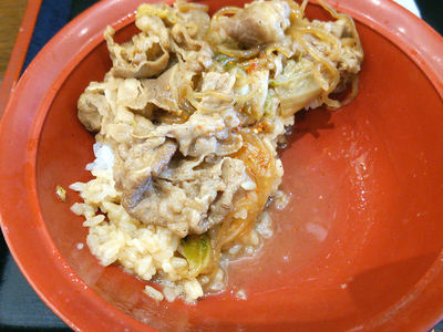 牛すき焼き丼 残り半分