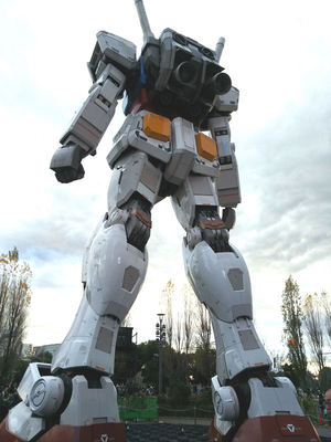お台場ガンダム  背面