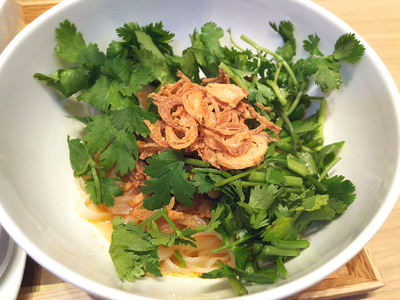 パクチー混ぜフォー