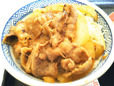 牛カルビ生姜焼き丼