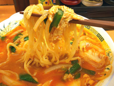 チゲ味噌ラーメン 麺上げ