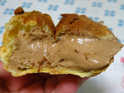 生チョコシュー 断面