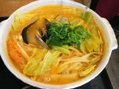 海鮮カレー煮込みうどん