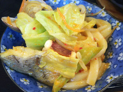 海鮮カレー煮込みうどん 具だくさん