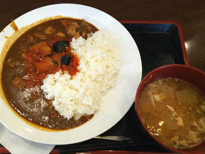茄子アラビアータカレーと豚汁