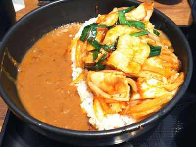 すたみな豚キムチカレー