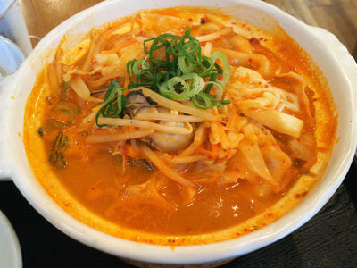 牡蠣カレー煮込みうどん