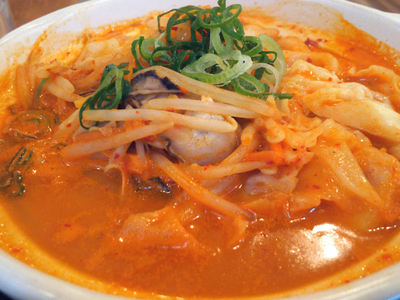 牡蠣カレー煮込みうどん アップ