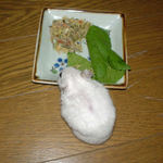 アイは青梗菜から食べています。