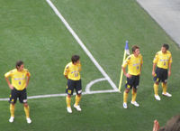 試合終了後に挨拶をする選手達