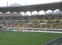 ゴール裏のサポーターたち