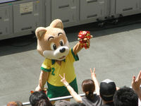 手を振るジェフィ