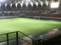 PV中の誰もピッチにいないフクアリ