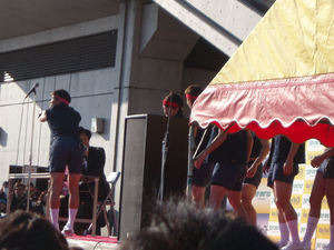 チームEのパフォーマンス