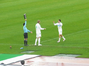 藤田とオーロイ交替