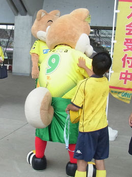 いじられるユニティ