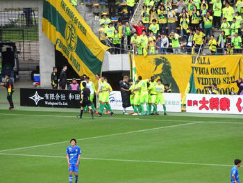 町田のゴール直後