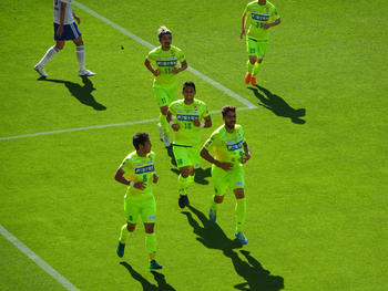 ラリベイのゴール直後