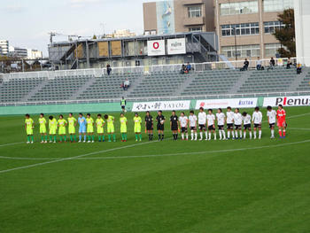 試合後の整列。