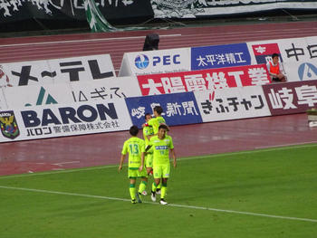 クレーベのゴール後